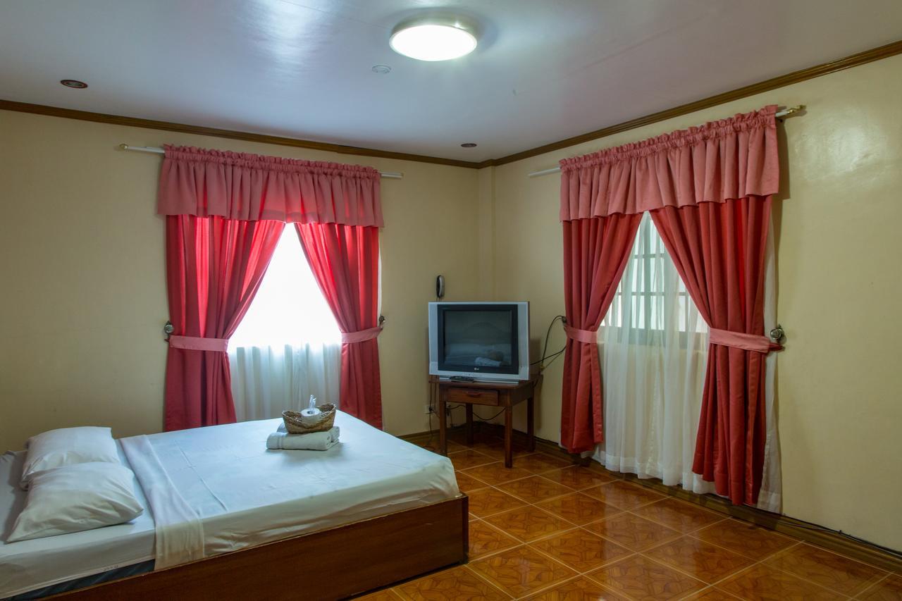 Jessar Apartelle Hotel Tagaytay City Exterior foto