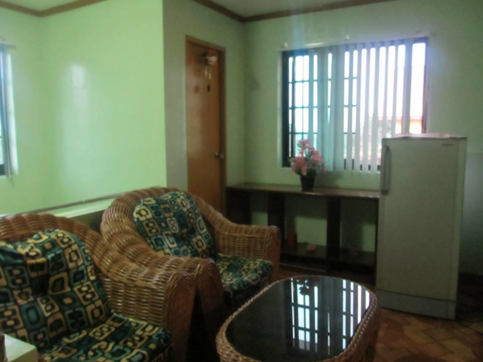 Jessar Apartelle Hotel Tagaytay City Exterior foto