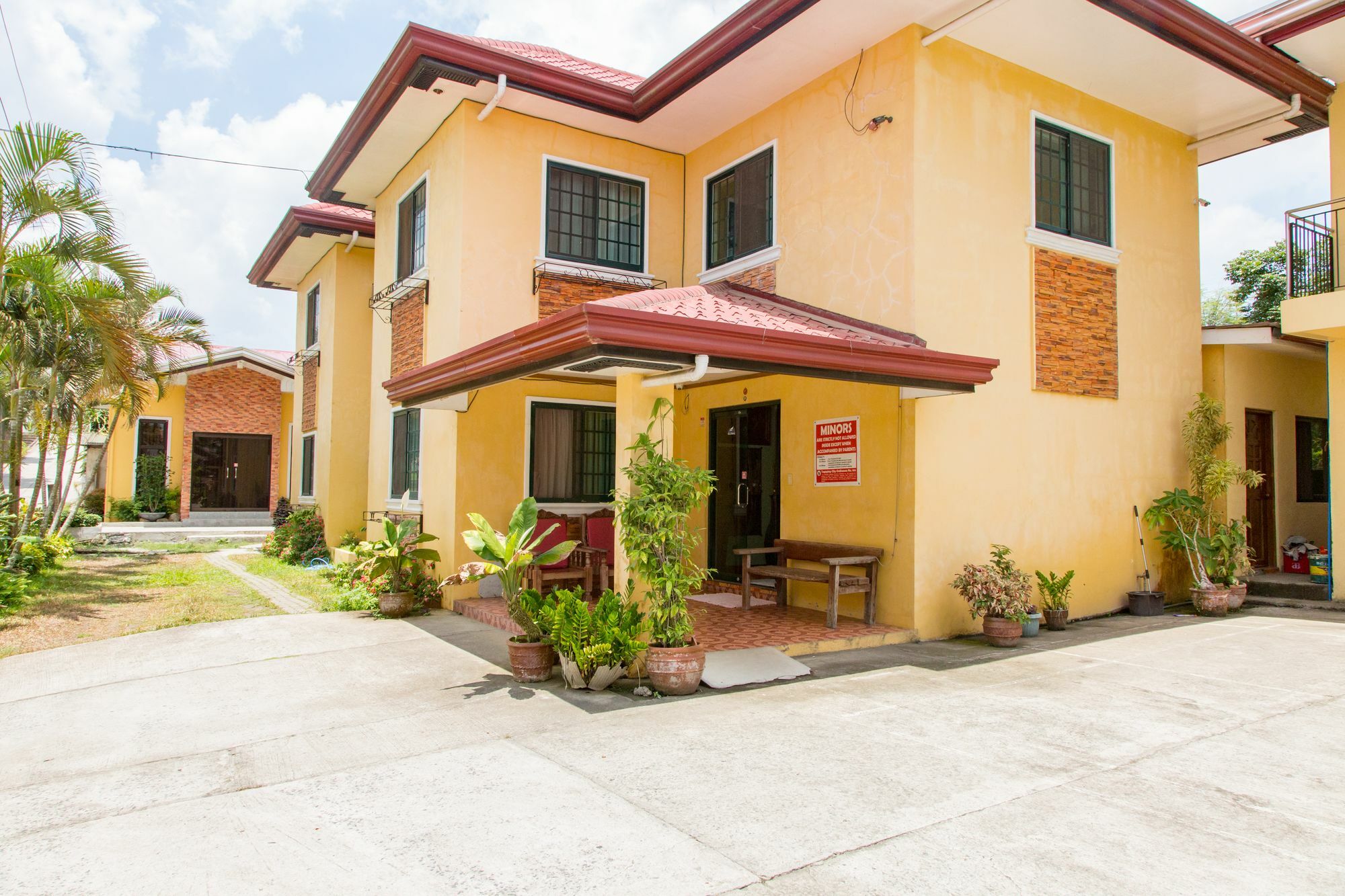 Jessar Apartelle Hotel Tagaytay City Exterior foto